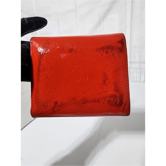 Authentic MCM Bifold Patent Leather Wallet Red - Picture 3 of 13